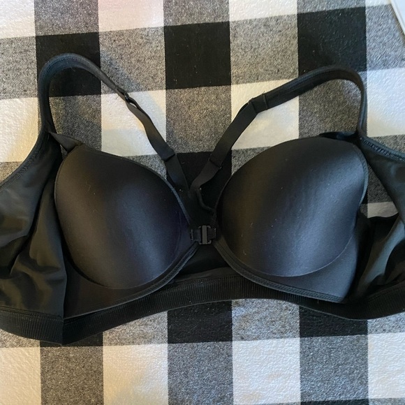 32d Victoria sport workout bra - Picture 1 of 6